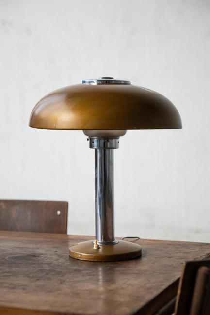 Giò Ponti, lampada per l'Università degli Studi di Padova (anni '40), produzione Pollice Illuminazione, Milano