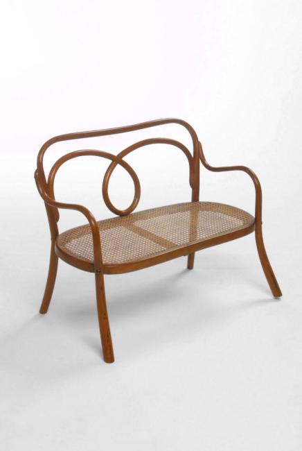 5. Gebrüder Thonet - Divanetto da bambino Modello n. 1 1880 ca.